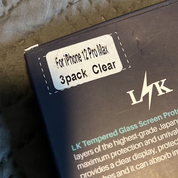 Tempered Glass Screen Protector : iPhone 12 ProMax - Picture 4 of 5